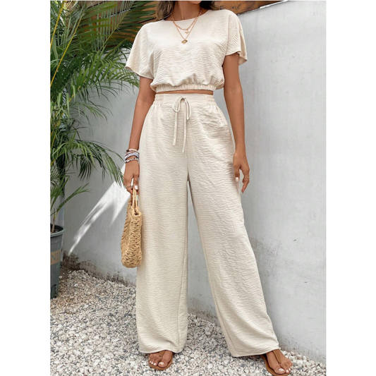 Para que cada día te sientas tan cómoda como segura de tu estilo. 👚💛