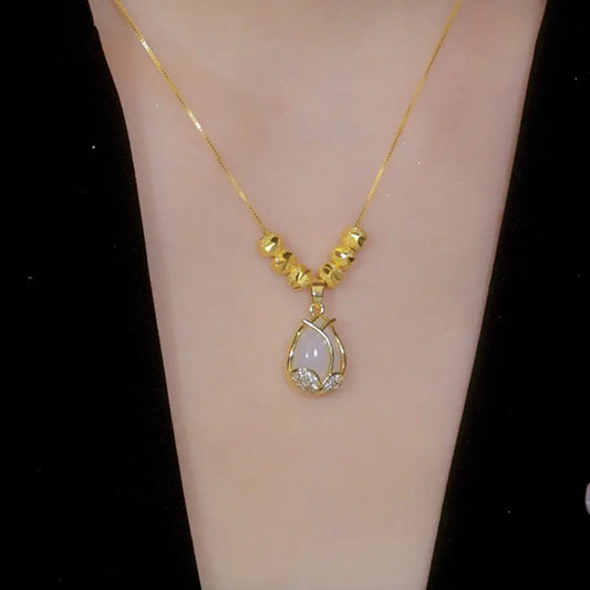 Collar con Colgante de Tulipán Elegante